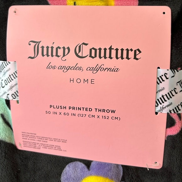 Juicy Couture Smiley Face flower Throw Blanket - Picture 4 of 6